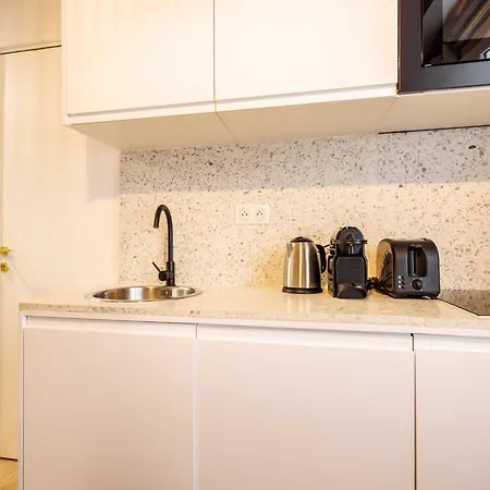 Appartement Chic, Comfortable Flat Near Rue Montmartre