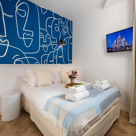 Chic, Comfortable Flat Near Rue Montmartre *